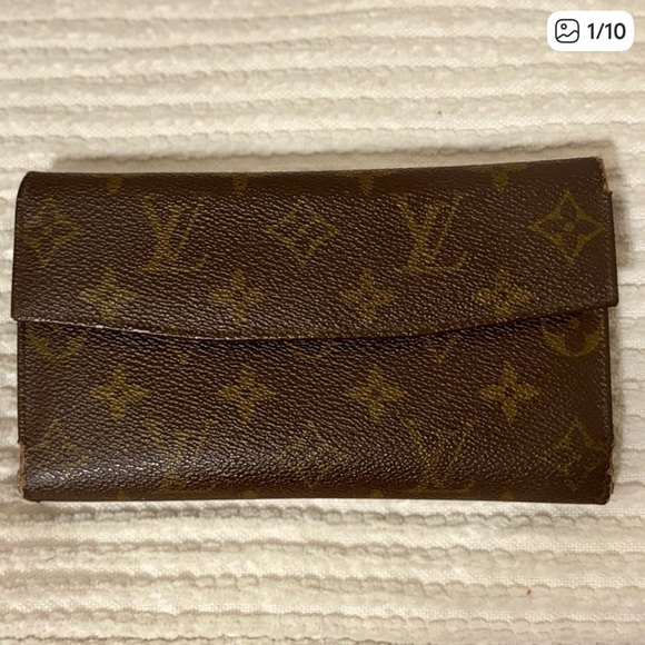 Louis Vuitton Handbags - Louis Vuitton Brown Monogram Wallet with Checkbook